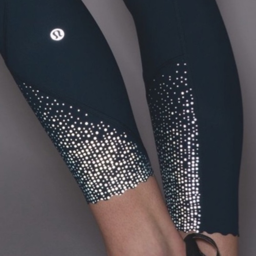 SOLD Lululemon Tight Stiff tights